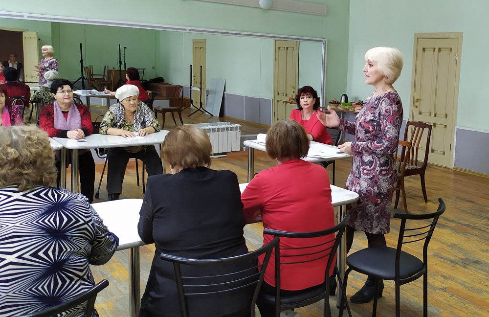 Сотрудники Центра занятости посетили заседание Совета ветеранов